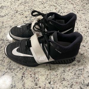 Nike Romaleos 3, women size 9